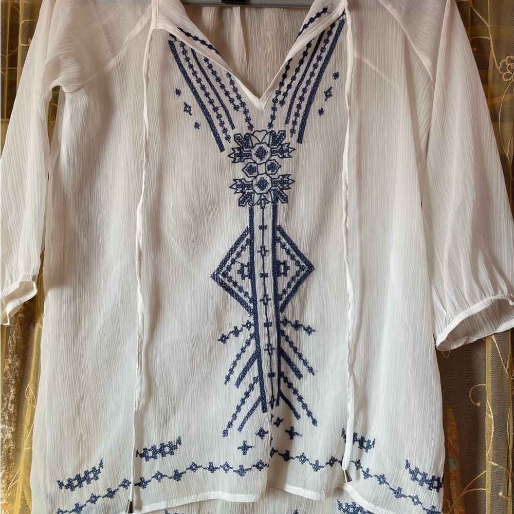 Wet seal top swim cover-up gauze embroidery